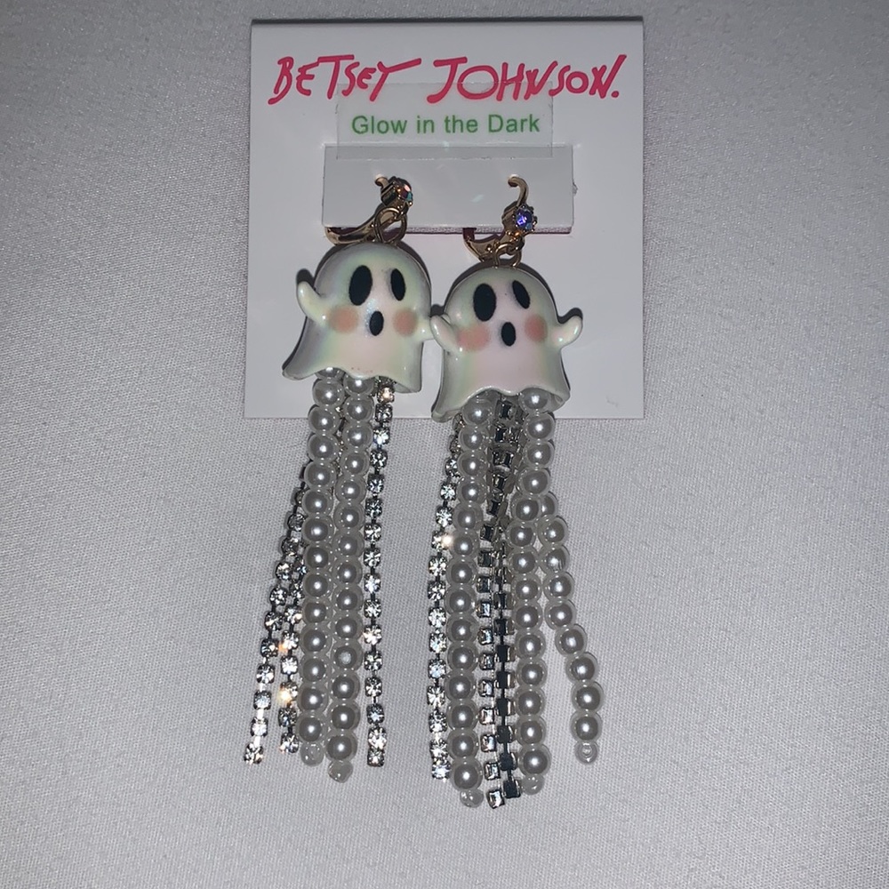 Betsey Johnson Glow in the Dark Ghost Pearl Fringe Drop Earrings - Picture 3 of 7